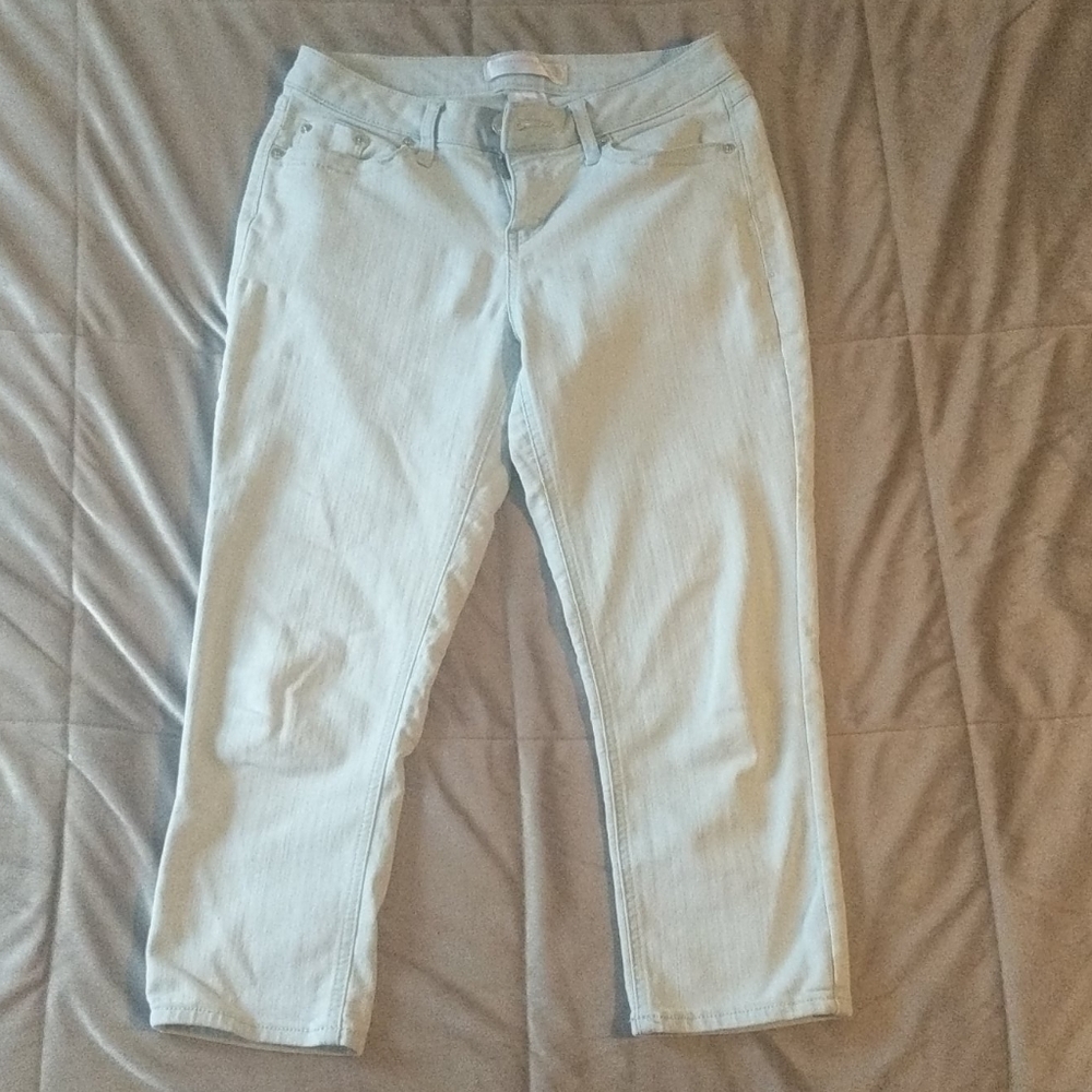 Capris